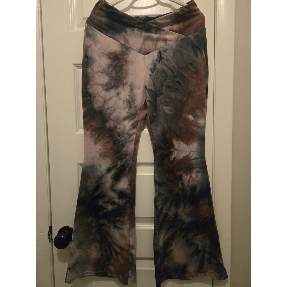 Black, Gray, and Mauve tie dye flare leg pants by Shein size L petite